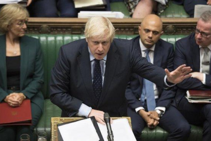 El primer ministro británico, Boris Johnson, en el Parlamento, este martes.-AP / JESSICA TAYLOR