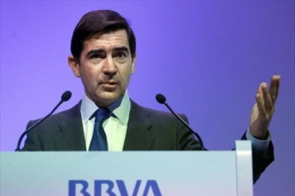 El consejero delegado del BBVA, Carlos Torres, en una presentación de resultados.-EFE / J. J. GUILLÉN