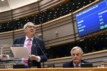 Jean-Claude Juncker en el Parlamento Europeo.-AFP / EMMANUEL DUNAND