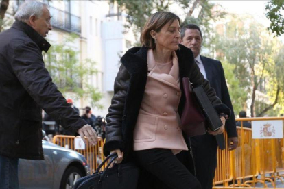 La presidenta del Parlament, Carme Forcadell, a su llegada al Tribunal Supremo.-DAVID CASTRO