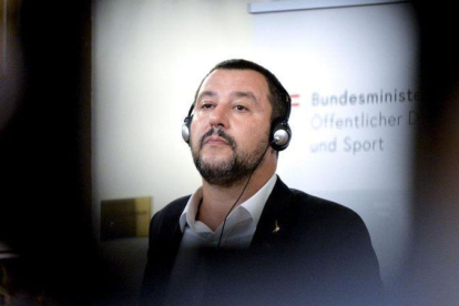 El ministro del Interior italiano, el ultraderechista Matteo Salvini.-AFP / HERBERT NEUBAUER