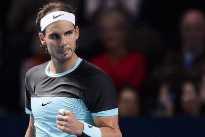 Rafael Nadal celebra un punto ante el francés Richard Gasquet, en semifinales del torneo de Basilea.-AFP / FABRICE COFFRINI