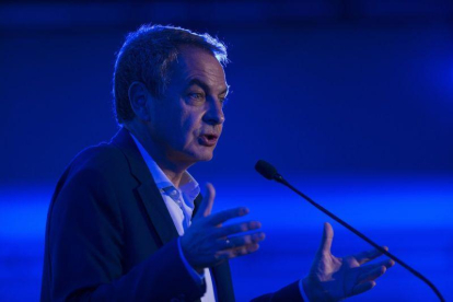 El expresidente del Gobierno espanol Jose Luis Rodriguez Zapatero dicta la conferencia La igualdad de genero como derecho hoy jueves 20 de septiembre de 2018 en la sede de la Cancilleria dominicana en Santo Domingo.-ORLANDO BARRIA (EFE)