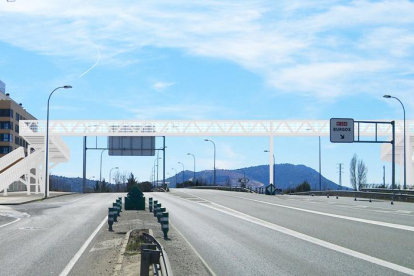 Recreación de la pasarela entre ambos municipios.-HDS