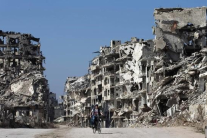 Destrucción en la ciudad vieja de Homs.-AP / HASSAN AMMAR