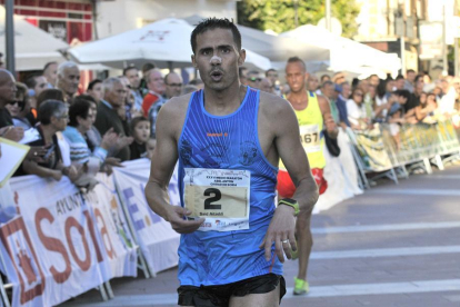 Said Aitaddi inscribió su nombre como ganador de la Media Maratón Abel Antón 2019 y repetía la victoria de las dos anteriores ediciones.-Valentín Guisande