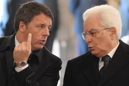 Renzi y Mattarella, en noviembre.-AFP / TIZIANA FABI