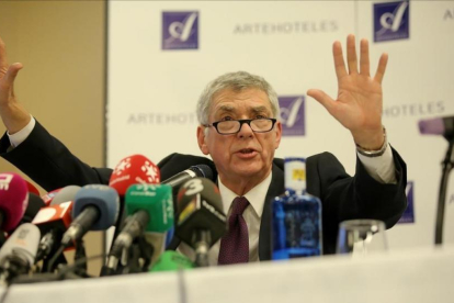 Ángel María Villar, durante la rueda de prensa que ofreció el lunes pasado.-/ JOSÉ LUIS ROCA