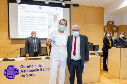 Premios de investigación en el Hospital Santa Bárbara de Soria. MARIO TEJEDOR (15)