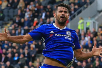 Diego Costa celebra un gol con el Chelsea.-AFP / LINDSEY PARNABY
