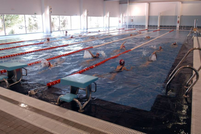 Piscina climatizada de Almazán-V. Guisande