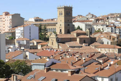 Una vista general de la ciudad de Soria. / VALENTÍN GUISANDE-