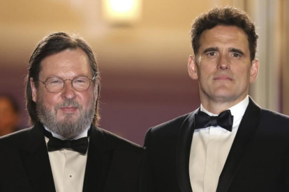 Lars Von Trier y Matt Dillon, en Cannes.-/ AP / VIANNEY LE CAER