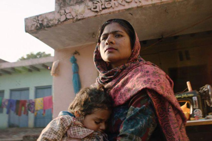 Imagen del oscarizado documental Period (Netflix), que aborda el tabú de la menstuacción en la India.-NETFLIX