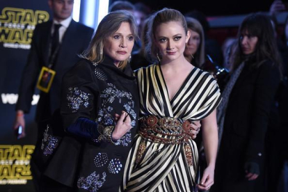 Carrie Fisher acudió al estreno con su hija, Billie Lourd.-Jordan Strauss/Invision/AP