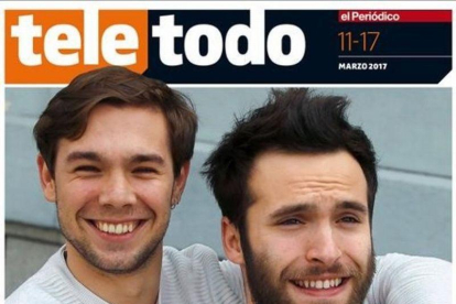 Portada de 'Teletodo' protagonizada por los actores Carlos Cuevas y Ricardo Gómez, de la serie 'Cuéntame cómo pasó' (TVE-1).-