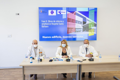 Visita a las instalaciones del nuevo hospital Santa Bárbara - MARIO TEJEDOR (4)_resultado