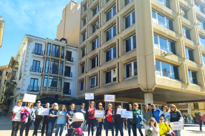 Protesta celebrada este jueves en Soria por los CTSA. HDS