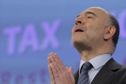 Pierre Moscovici, comisario de Asuntos Economómicos de la UE.-EFE / OLIVER HOSLET