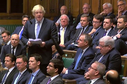 Boris Johnson durante su declaración en la Cámara de los Comunes-44369460