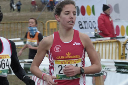 Marta Pérez Miguel fue tercera en el 1.500 del Nacional Júnior. / FERNANDO SANTIAGO-