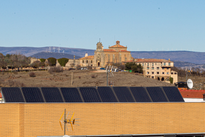 El año pasado el Servicio Territorial de Industria autorizó 86 instalaciones fotovoltaicas para autoconsumo. MARIO TEJEDOR