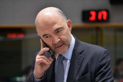 Pierre Moscovici, comisario de Asuntos Económicos, ayer en Bruselas.-AFP / JOHN THYS