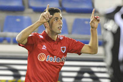 Juanjo espera seguir con su racha goleadora en Huelva. / V. Guisande-