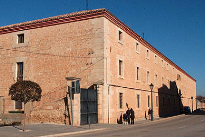 La residencia geriátrica San José de El Burgo de Osma / FERNANDO SANTIAGO-