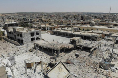 Bombardeos aéreos en barrios residenciales en Libia.-AFP