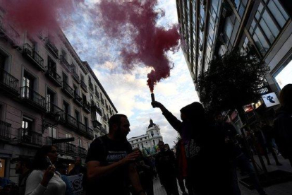 Manifestantes en Madrid en una protesta por la amnistía de los presos políticos.-AFP / ÓSCAR DEL POZO
