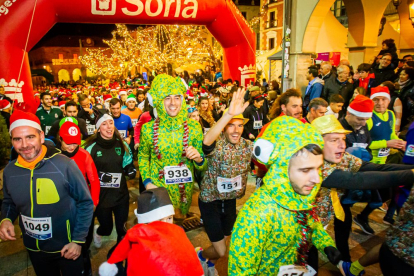 Participantes en la Carrera de Navidad de Soria. MARIO TEJEDOR (40)