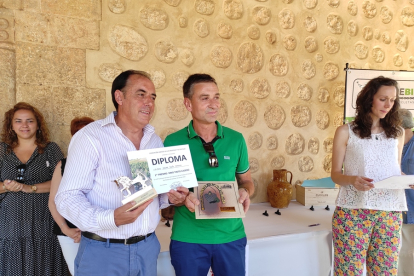 Concurso de Vino Artesanal de San Esteban. ANA HERNANDO