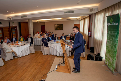 Desayuno organizado por Caja Rural de Soria con el sector agroalimentario provincial. - MARIO TEJEDOR (2)