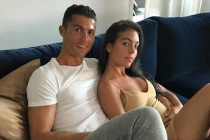 Georgina Rodríguez junto a Cristiano Ronaldo.-INSTAGRAM