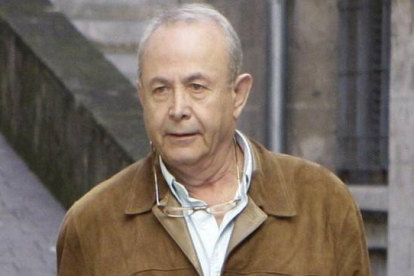 El juez José Castro, en la rampa de los juzgados de Palma el pasado 22 de diciembre.-Foto: EFE/ MONTSERRAT T. DÍEZ