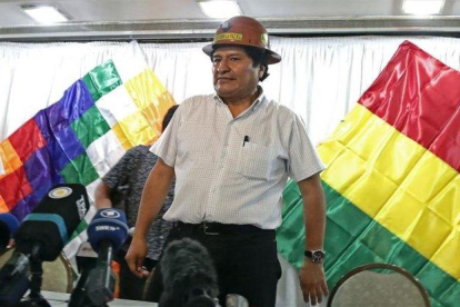 Evo Morales en conferencia de prensa en Argentina.-AFP