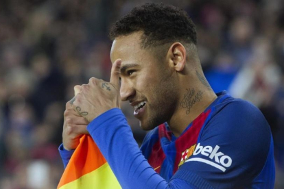 Neymar, en el partido disputado ante el Espanyol en el Camp Nou.-EFE / MARTA PÉREZ