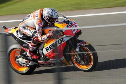 Marc Márquez (Honda) ha vuelto a ser hoy el mejor en los últimos test de Valencia.-ALEJANDRO CERESUELA