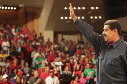 Nicolás Maduro en un acto en el palacio presidencial de Miraflores.-EFE