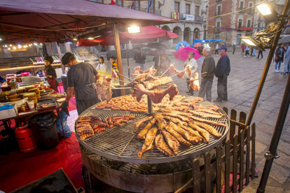 Mercado medieval por las calles de Soria. MARIO TEJEDOR (13)