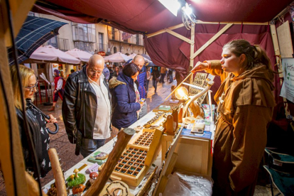 Mercado medieval por las calles de Soria. MARIO TEJEDOR (21)
