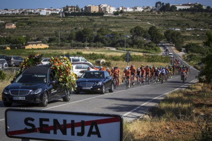 Funeral por el ciclista fallecido el pasado mayo en Oliva.-MIGUEL LORENZO