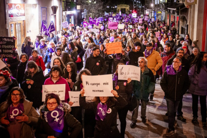 Manifestación del 8M Día Internacional de las Mujeres. MARIO TEJEDOR (34)