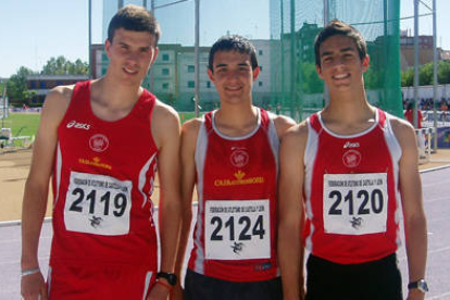 Ignacio del Buey, primero por la izquierda, fue cuarto en el 800 en el Nacional Juvenil. -