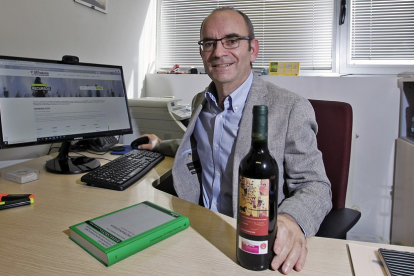Miguel Ibáñez, responsable del grupo de investigación de la terminología de la vid y el vino de la Facultad de Traducción de la UVa en Soria. M.T.
