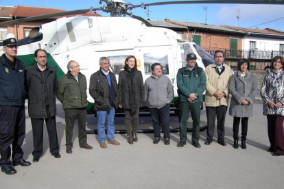 Autoridades y participantes en la presentación, ayer, del Plan director para la convivencia y mejora de la seguridad en los centros educativos.-CEDIDA