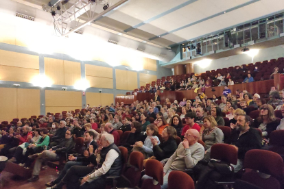 Numeroso público en la Audiencia en la apertura de la Semana de la Memoria Histórica de Soria. ANA HERNANDO