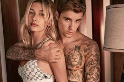 Hailey y Justin Bieber debutan en la nueva campaña de Calvin Klein Underwear.-CALVIN KLEIN