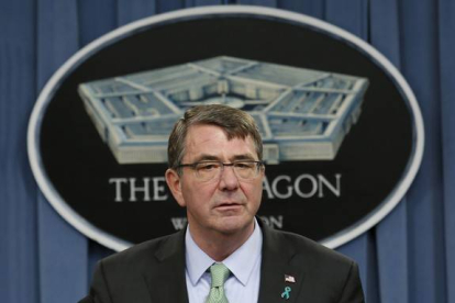 El secretario de Defensa de EEUU, Ash Carter, en una rueda de prensa en el Pentágono.-Foto: REUTERS / YURI GRIPAS